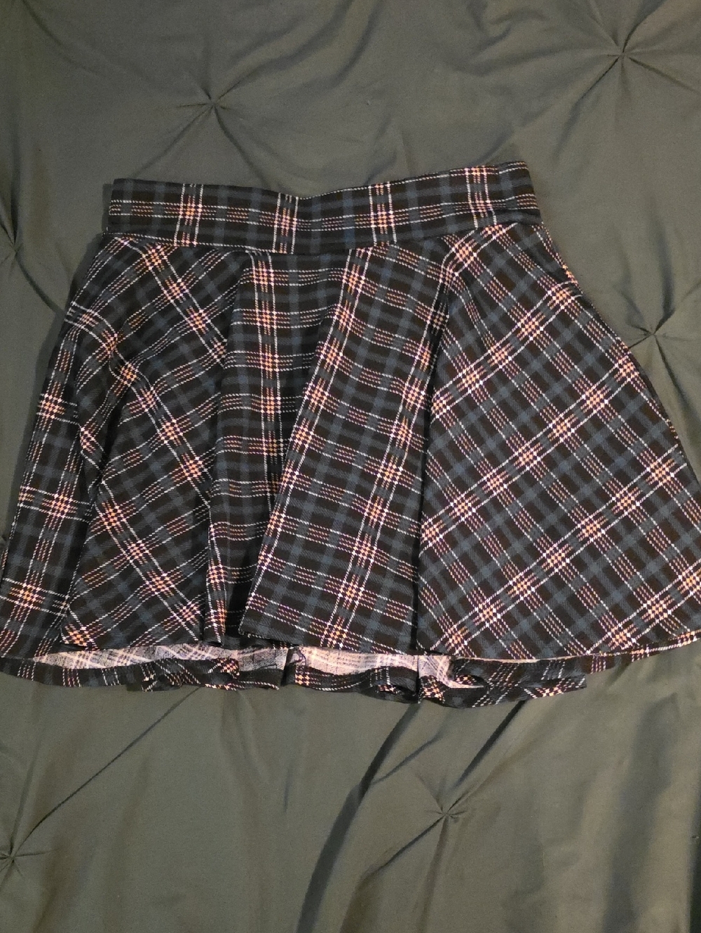 Plaid Pleated Mini Skirt in Black and Green